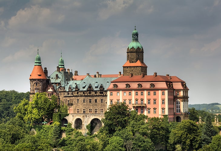 ksiaz-min